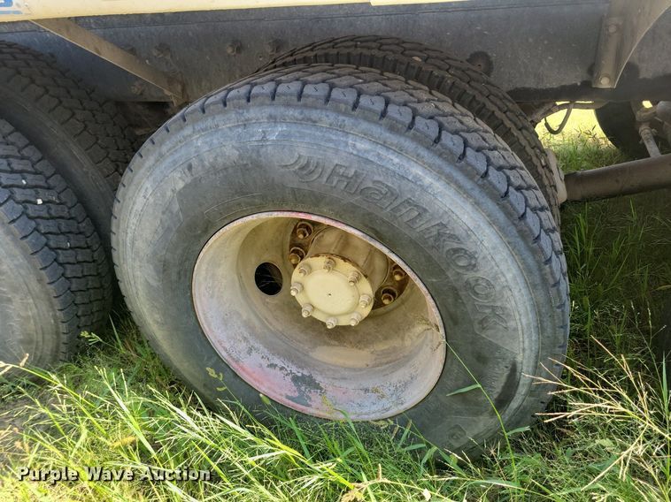 image for item JO9468 2007 Mack Granite CV500 ready mix truck