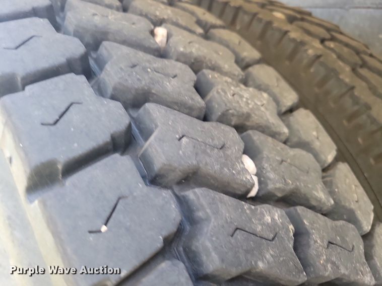 image for item JO9468 2007 Mack Granite CV500 ready mix truck