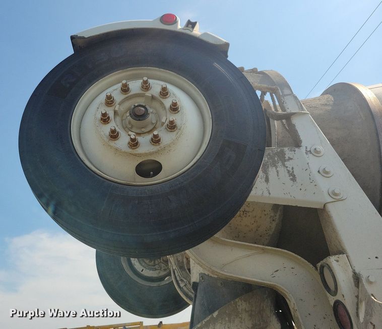 image for item JO9468 2007 Mack Granite CV500 ready mix truck