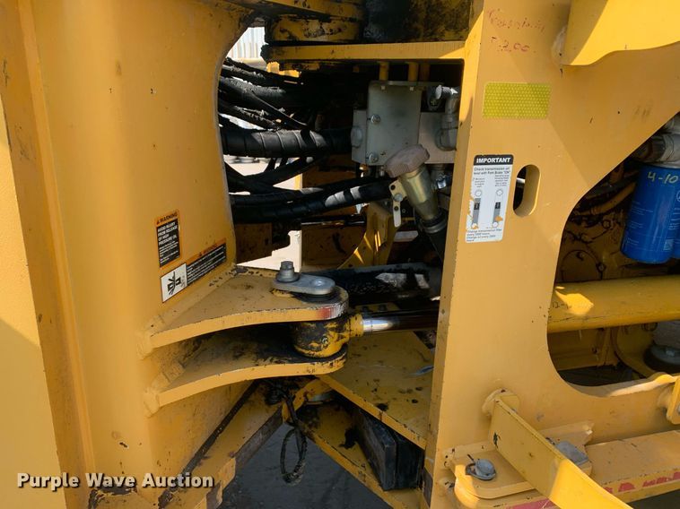 image for item JT9685 2012 John Deere  744K wheel loader