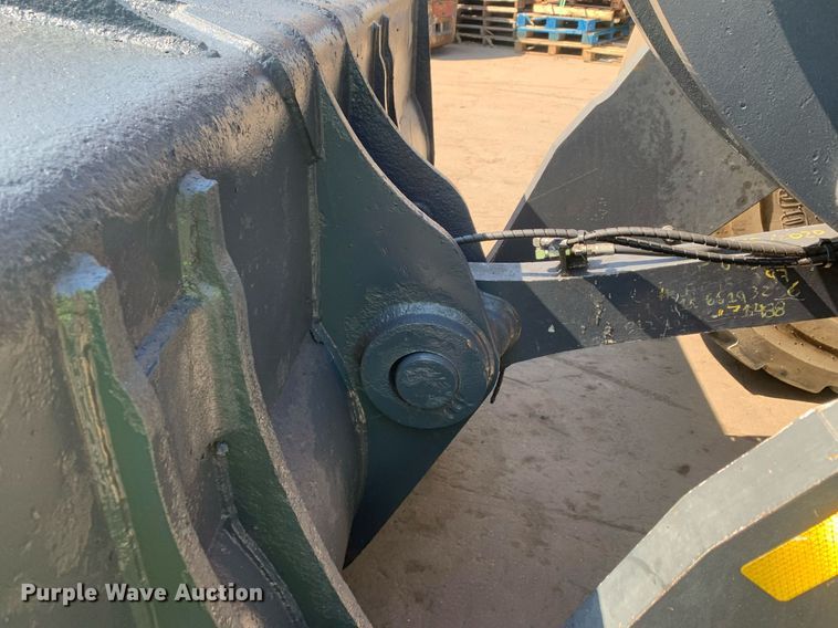 image for item JT9685 2012 John Deere  744K wheel loader