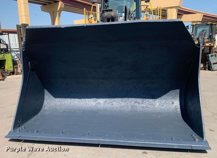 image for item JT9685 2012 John Deere  744K wheel loader