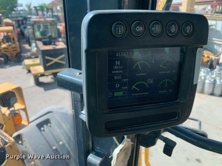 image for item JT9685 2012 John Deere  744K wheel loader