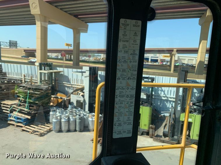 image for item JT9685 2012 John Deere  744K wheel loader