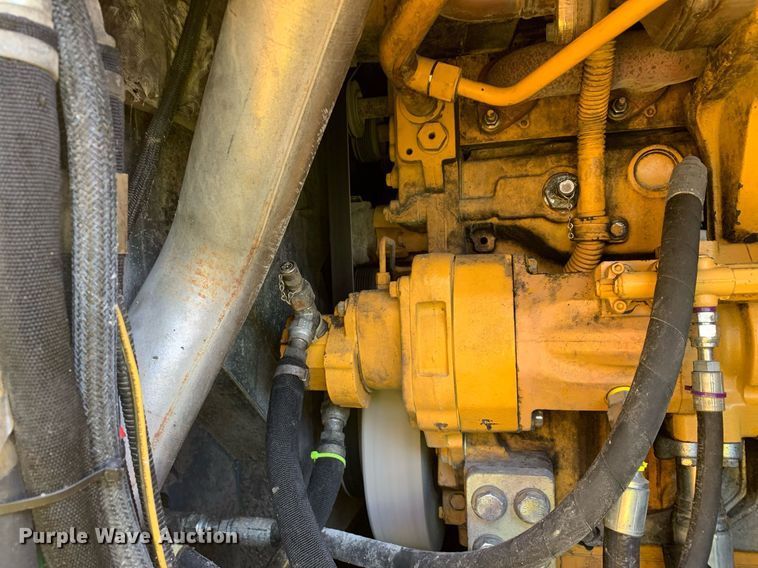 image for item JT9685 2012 John Deere  744K wheel loader