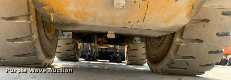 image for item JT9685 2012 John Deere  744K wheel loader