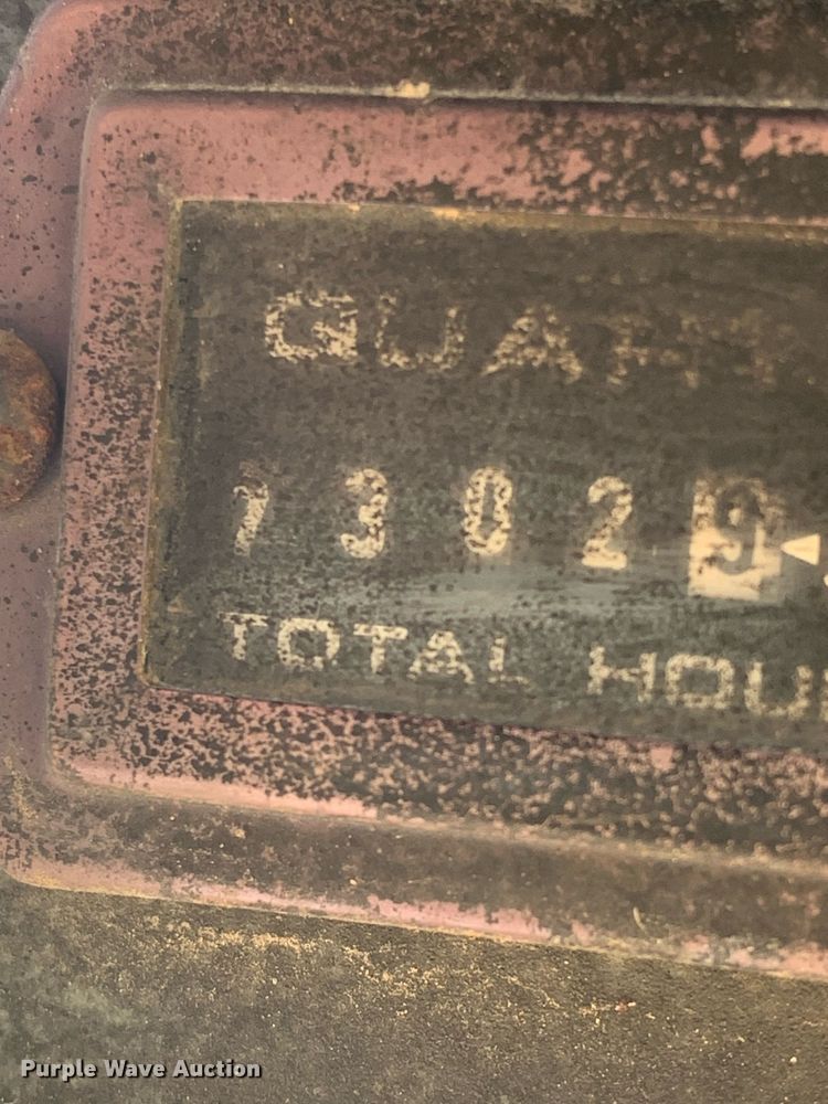 image for item JT9700 Gehl skid steer loader