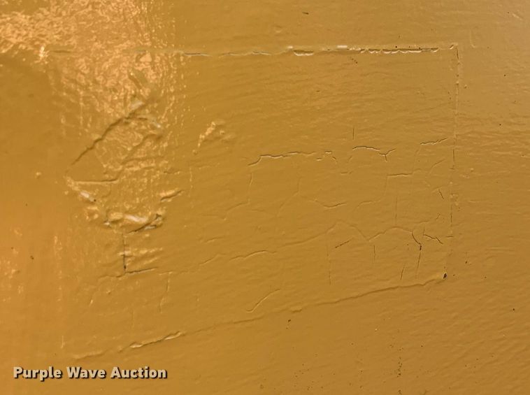 image for item JT9700 Gehl skid steer loader