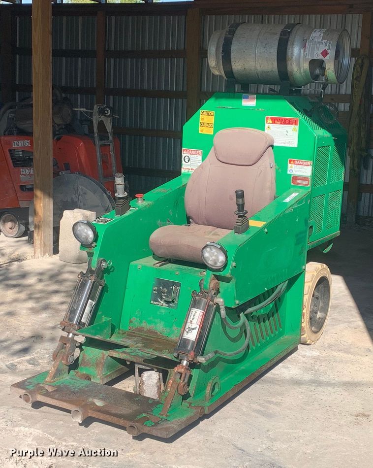 image for item JT9704 2018 BlastPro BRB-2800 floor scraper