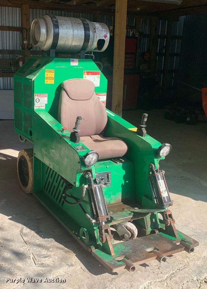 image for item JT9704 2018 BlastPro BRB-2800 floor scraper