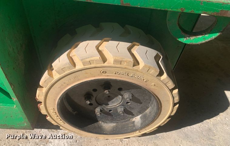 image for item JT9704 2018 BlastPro BRB-2800 floor scraper