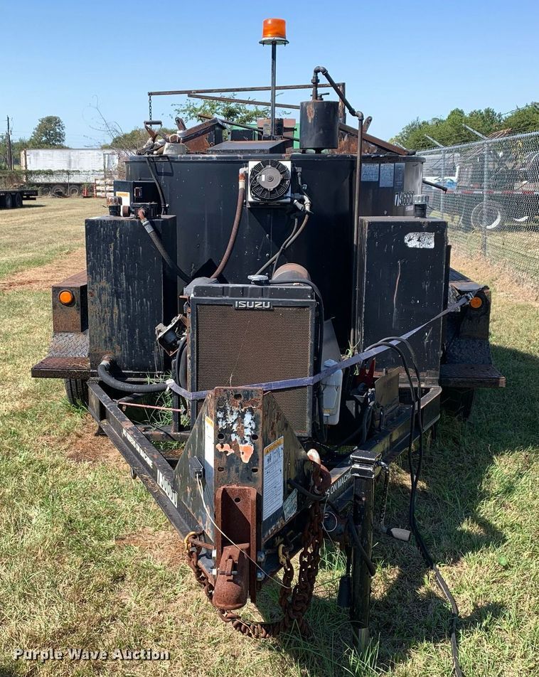 image for item JT9740 2006 Crafco EZ 400 D melter applicator