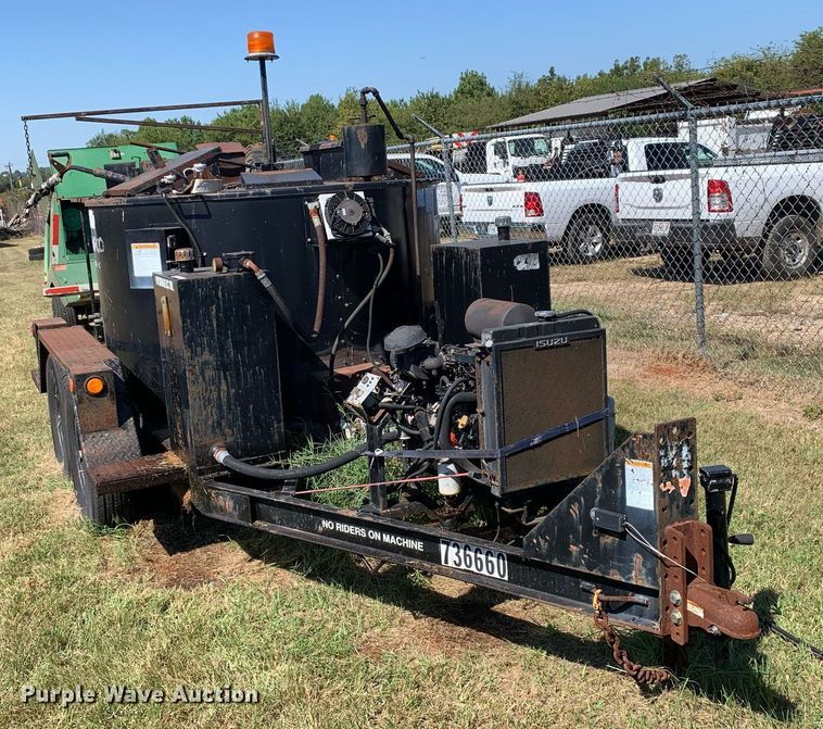 image for item JT9740 2006 Crafco EZ 400 D melter applicator