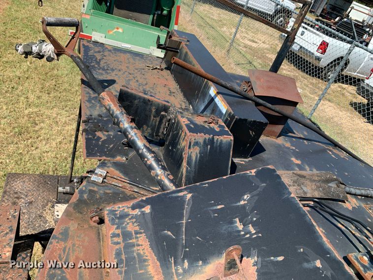 image for item JT9740 2006 Crafco EZ 400 D melter applicator