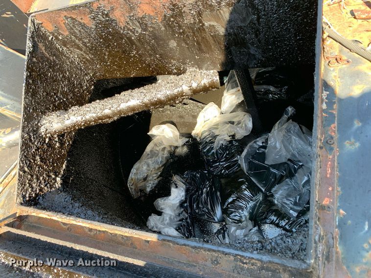 image for item JT9740 2006 Crafco EZ 400 D melter applicator