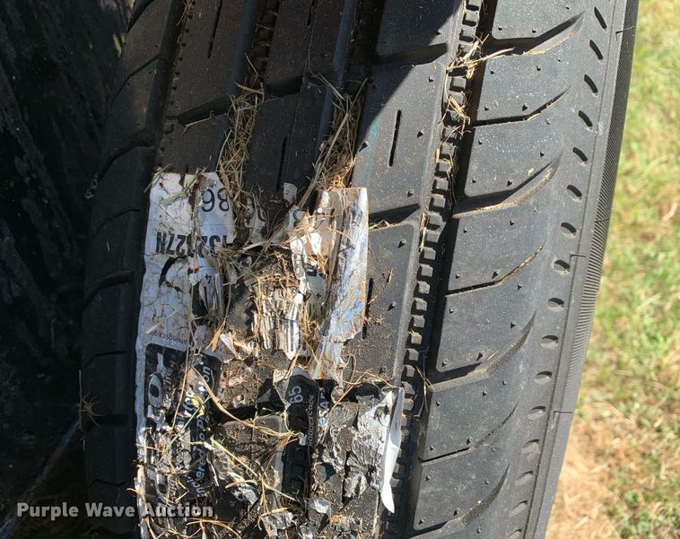 image for item JT9740 2006 Crafco EZ 400 D melter applicator