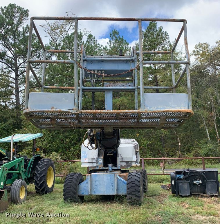 image for item JT9744 1992 Genie S-60 boom lift