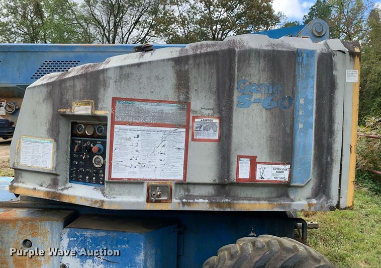 image for item JT9744 1992 Genie S-60 boom lift