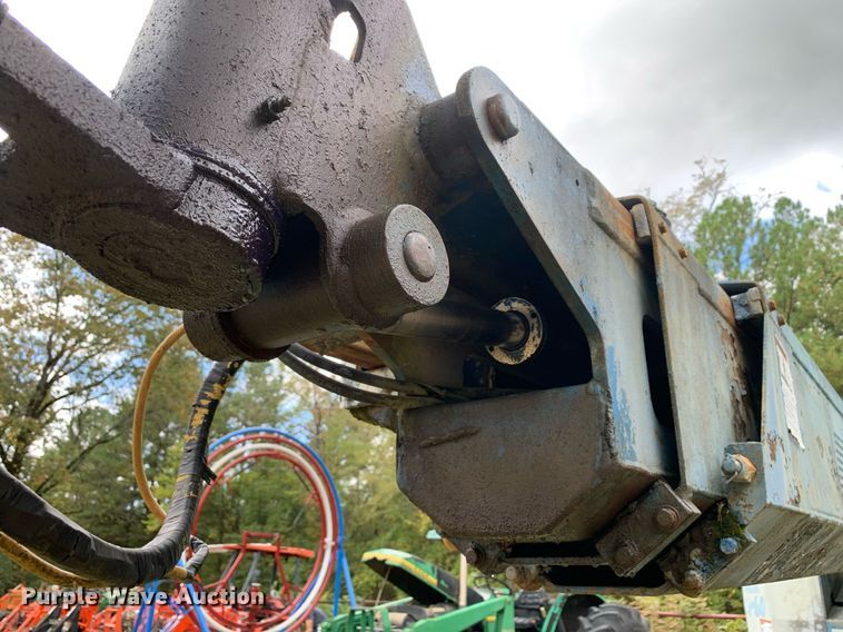 image for item JT9744 1992 Genie S-60 boom lift