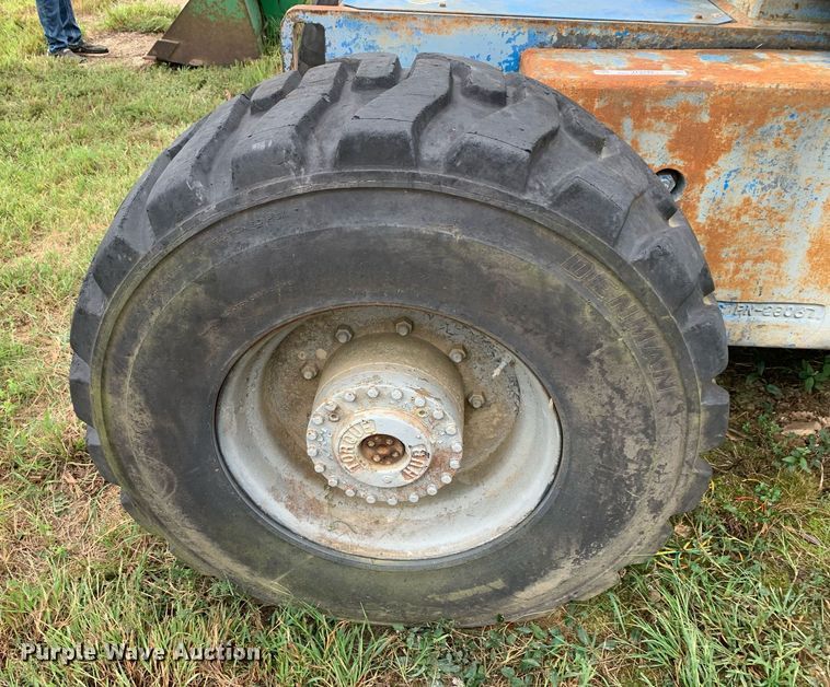 image for item JT9744 1992 Genie S-60 boom lift