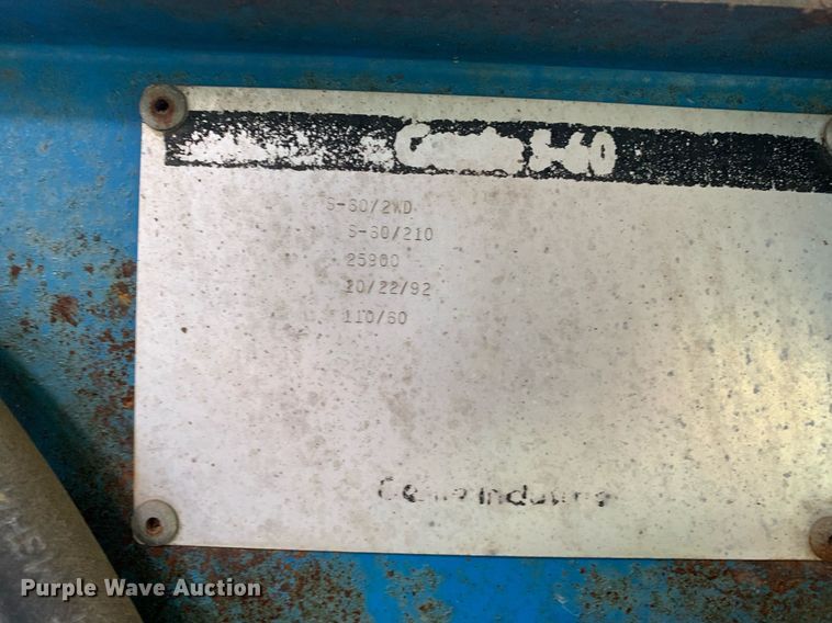 image for item JT9744 1992 Genie S-60 boom lift