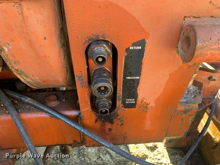 image for item JT9748 Ditch Witch  R40 trencher