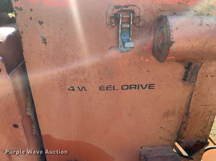 image for item JT9748 Ditch Witch  R40 trencher