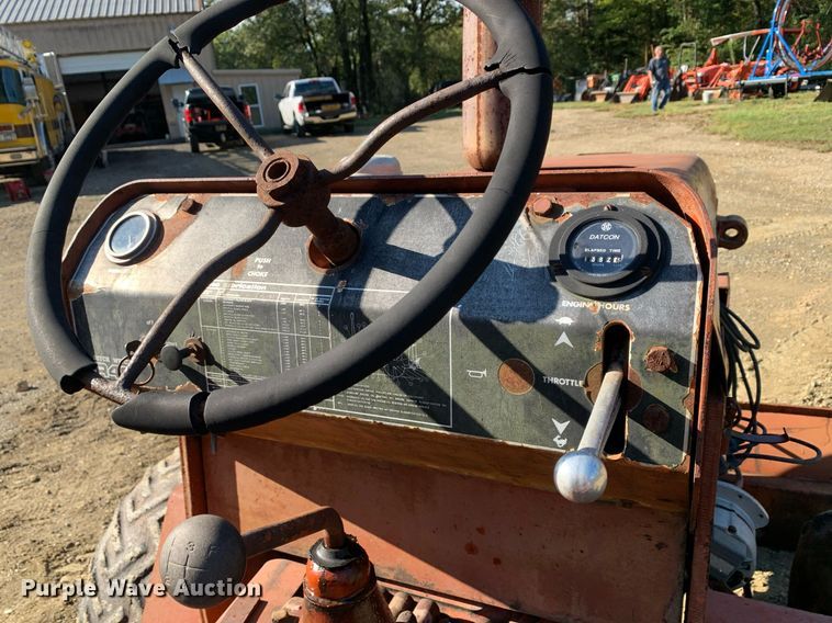 image for item JT9748 Ditch Witch  R40 trencher