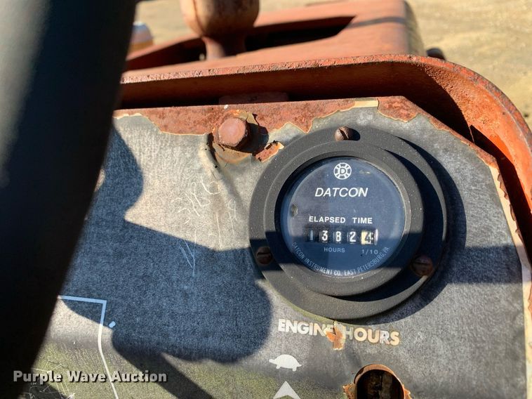 image for item JT9748 Ditch Witch  R40 trencher