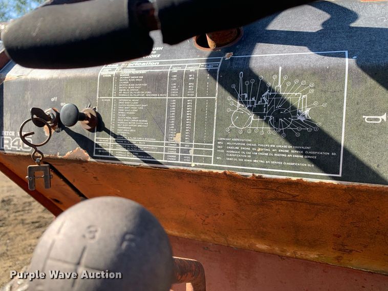 image for item JT9748 Ditch Witch  R40 trencher