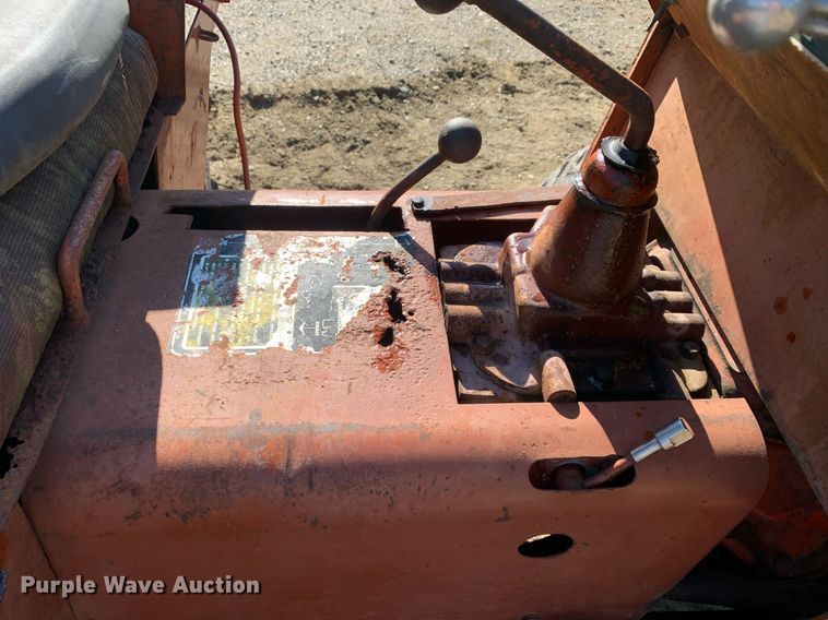 image for item JT9748 Ditch Witch  R40 trencher