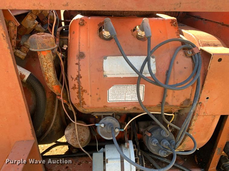 image for item JT9748 Ditch Witch  R40 trencher