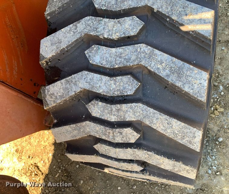 image for item JT9748 Ditch Witch  R40 trencher