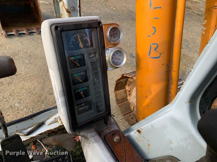 image for item JT9749 1998 Samsung 130 excavator