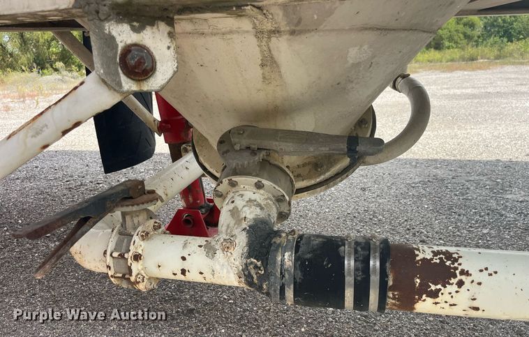 image for item LC9184 1978 Fruehauf HAP-F2-J 985 tank trailer