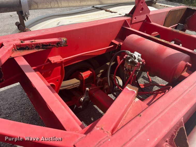 image for item LC9184 1978 Fruehauf HAP-F2-J 985 tank trailer