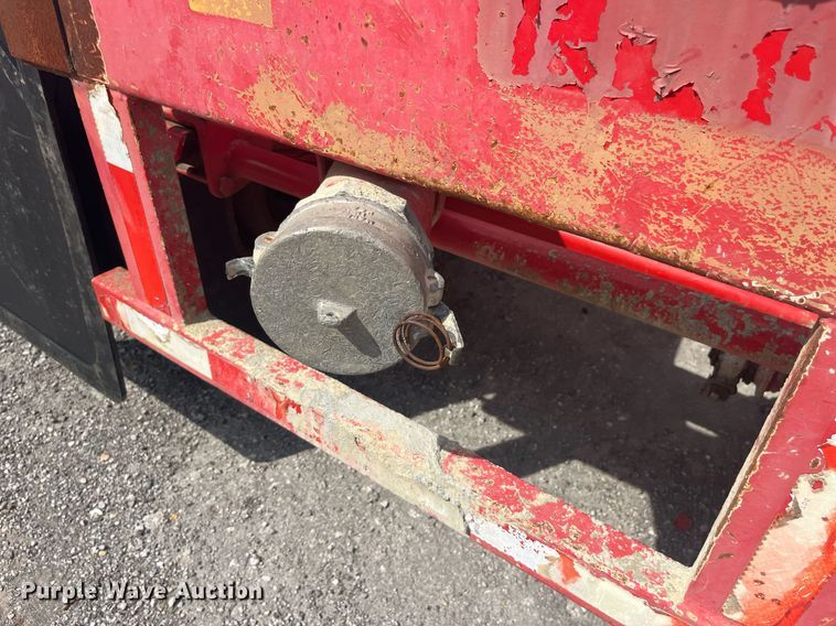 image for item LC9184 1978 Fruehauf HAP-F2-J 985 tank trailer