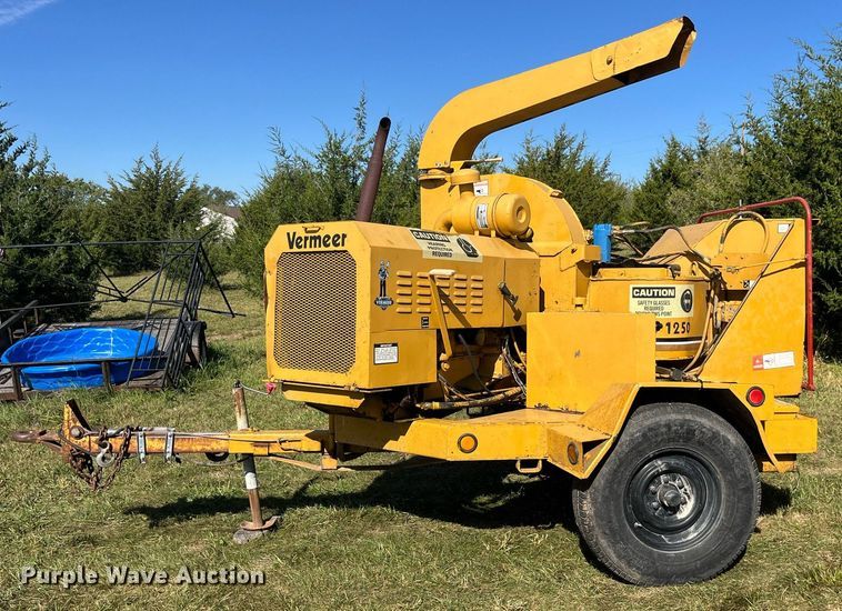 image for item LC9227 Veermer 1250 wood chipper