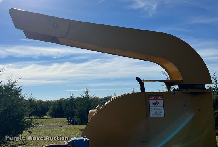image for item LC9227 Veermer 1250 wood chipper