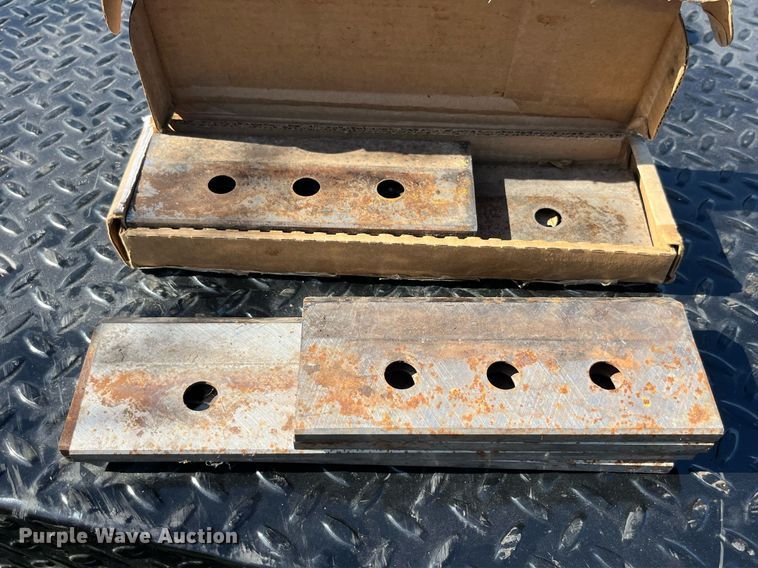 image for item LC9227 Veermer 1250 wood chipper