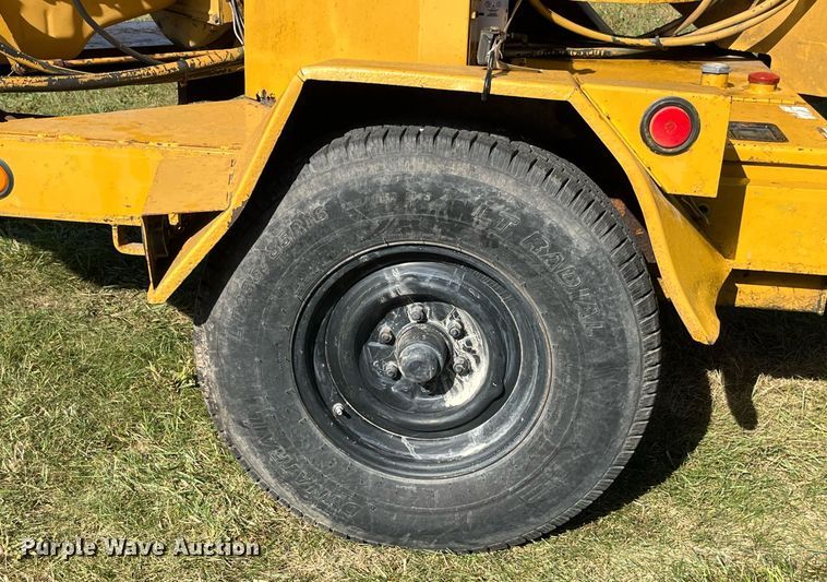 image for item LC9227 Veermer 1250 wood chipper