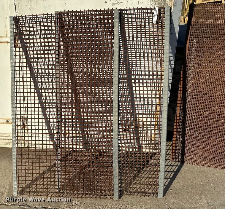 image for item LR9475 (2) screen decks 