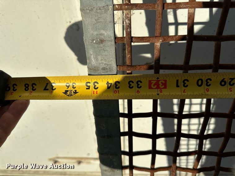 image for item LR9475 (2) screen decks 