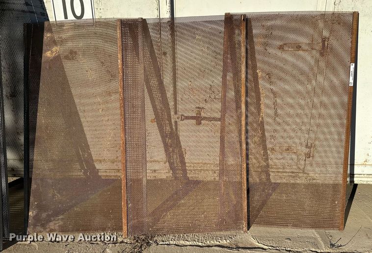 image for item LR9476 (3) screen decks