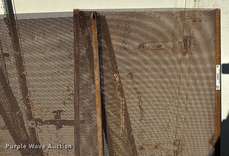 image for item LR9476 (3) screen decks