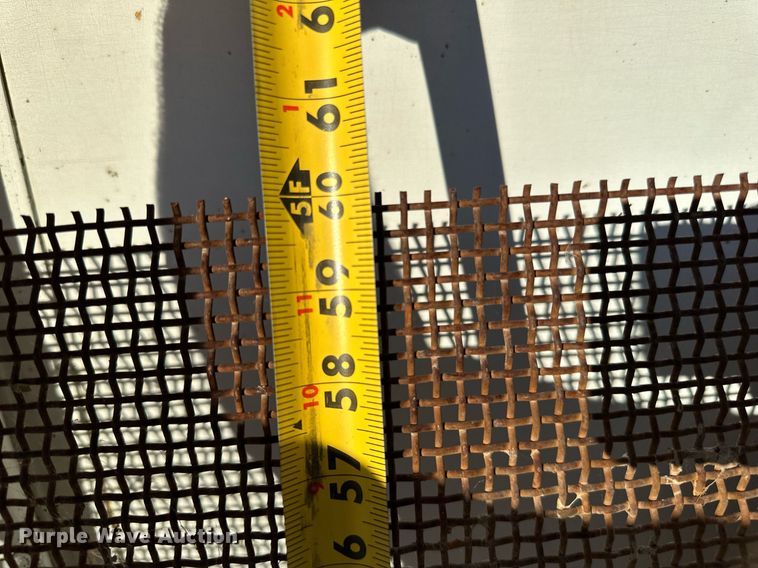 image for item LR9476 (3) screen decks