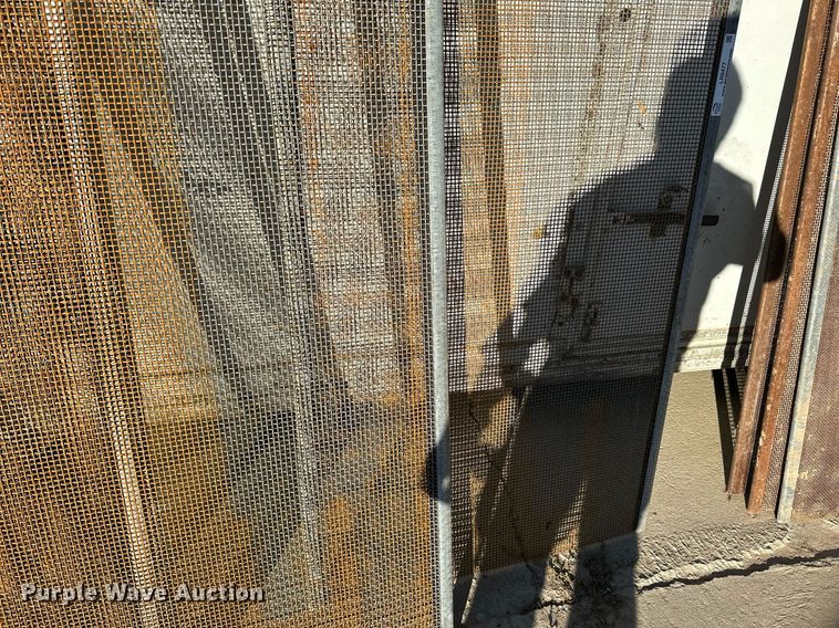 image for item LR9477 (4) screen decks 