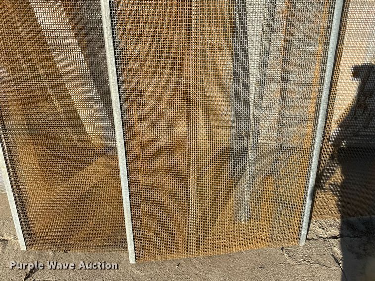 image for item LR9477 (4) screen decks 