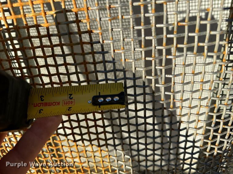 image for item LR9477 (4) screen decks 