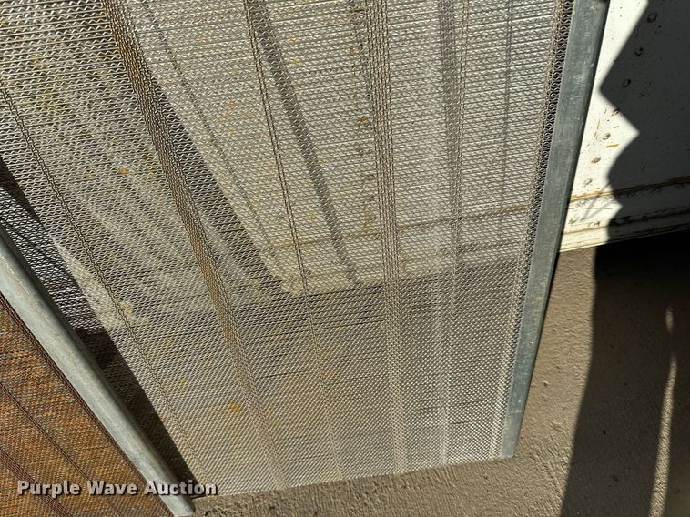 image for item LR9478 (3) screen decks 